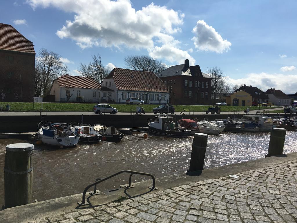 Gasthaus Hafenblick Tönning Esterno foto